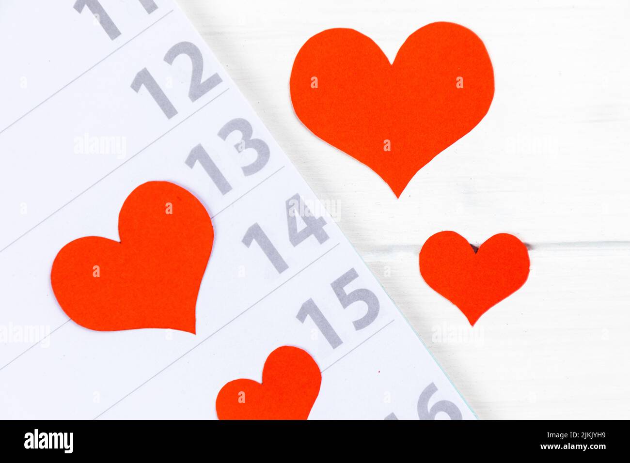 valentinstag Kalender mit Herzen Stockfoto