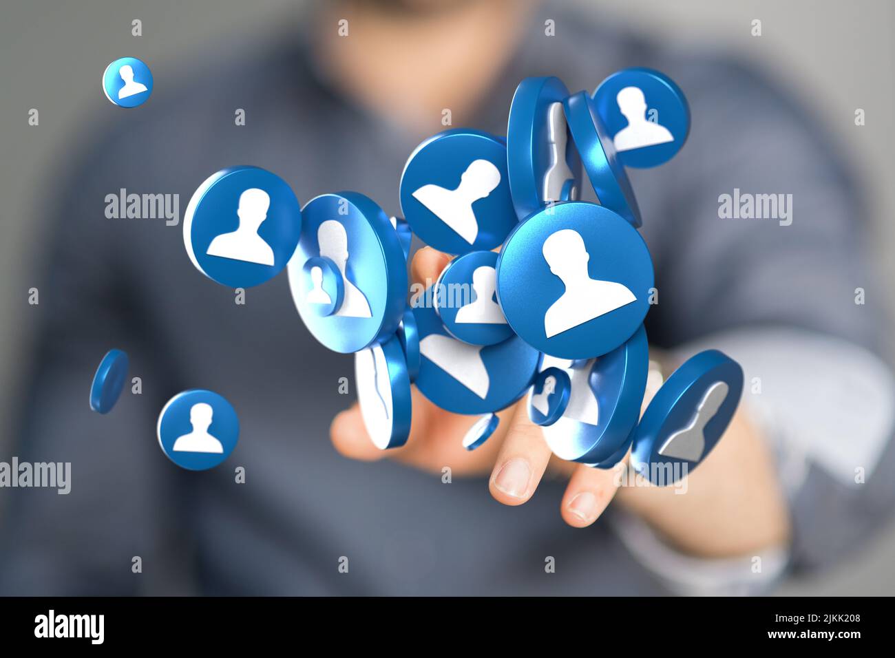Eine Person, die die virtuelle Projektion der Humanressourcen präsentiert Stockfoto
