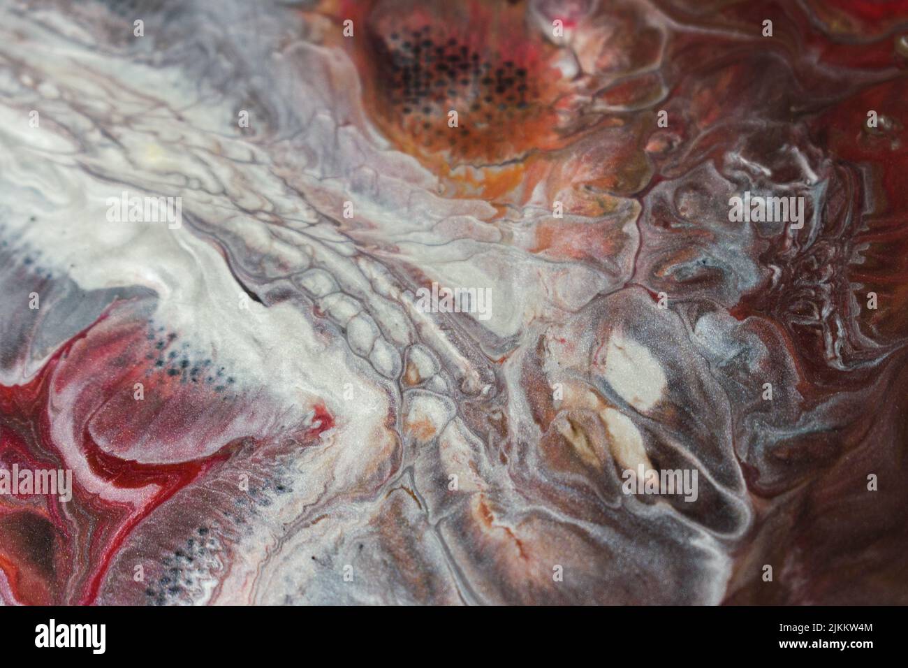 Die abstrakte Malerei mit Acryl mit Fluid Pour Stockfoto