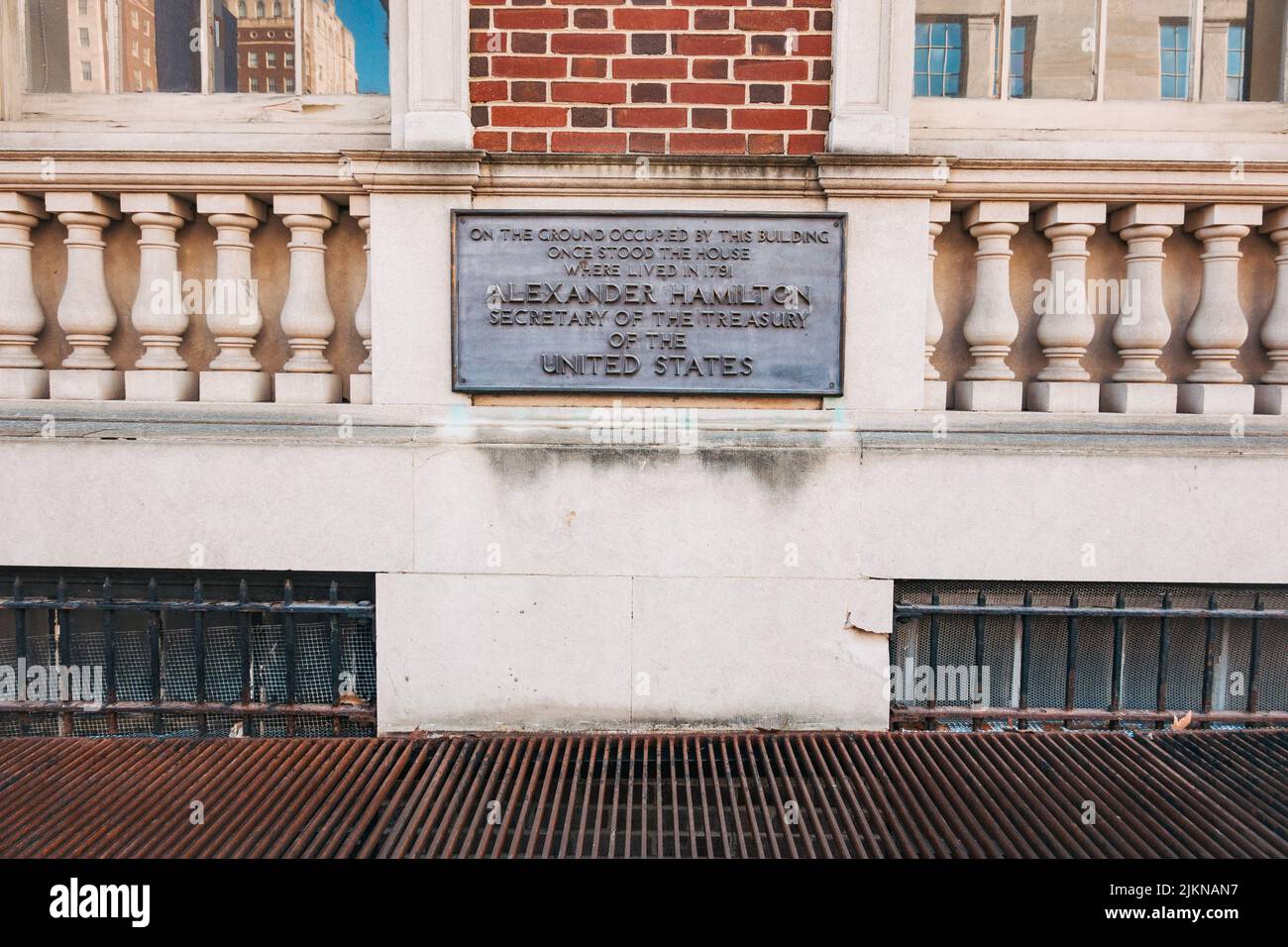 Eine Gedenktafel, die das Haus in Philadelphia, in dem der US-Gründer Pater Alexander Hamilton 1781 lebte, anprange Stockfoto