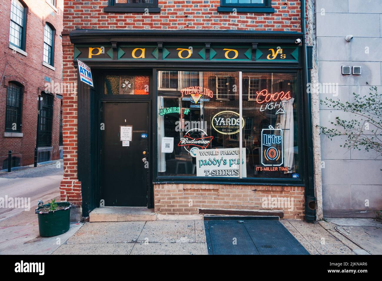 Paddy's Old City Pub, der als Inspiration für die Fernsehserie „IT's Always Sunny in Philadelphia“ diente Stockfoto