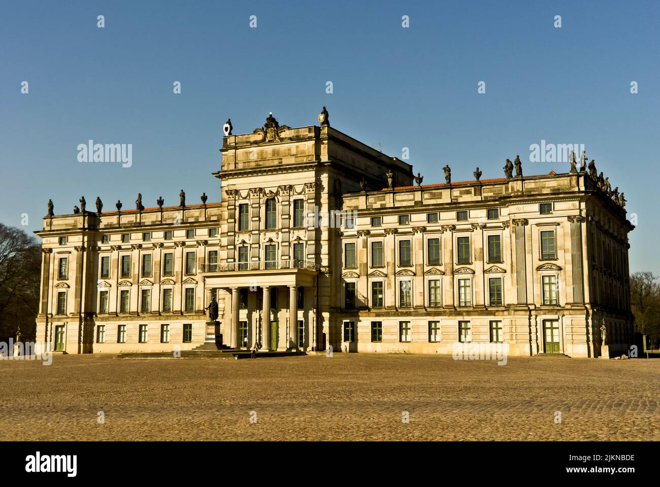 Das Schloss Ludwigslust, ein Herrensitz oder Schloss in der Stadt Ludwigslust, Mecklenburg-Vorpommern, Norddeutschland. Stockfoto