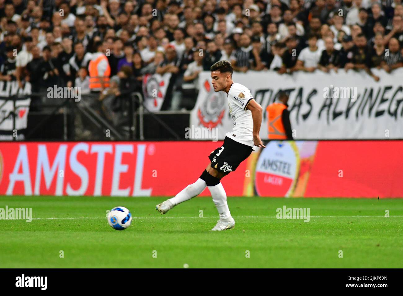 São PAULO, BRASILIEN - 2. AUGUST: Spiel zwischen Corinthians und Flamengo während der Copa CONMEBOL Libertadores in der Neo Química Arena am 2. August 2022 in São Paulo, BRASILIEN. (Foto von Leandro Bernardes/PxImages) Credit: Px Images/Alamy Live News Stockfoto