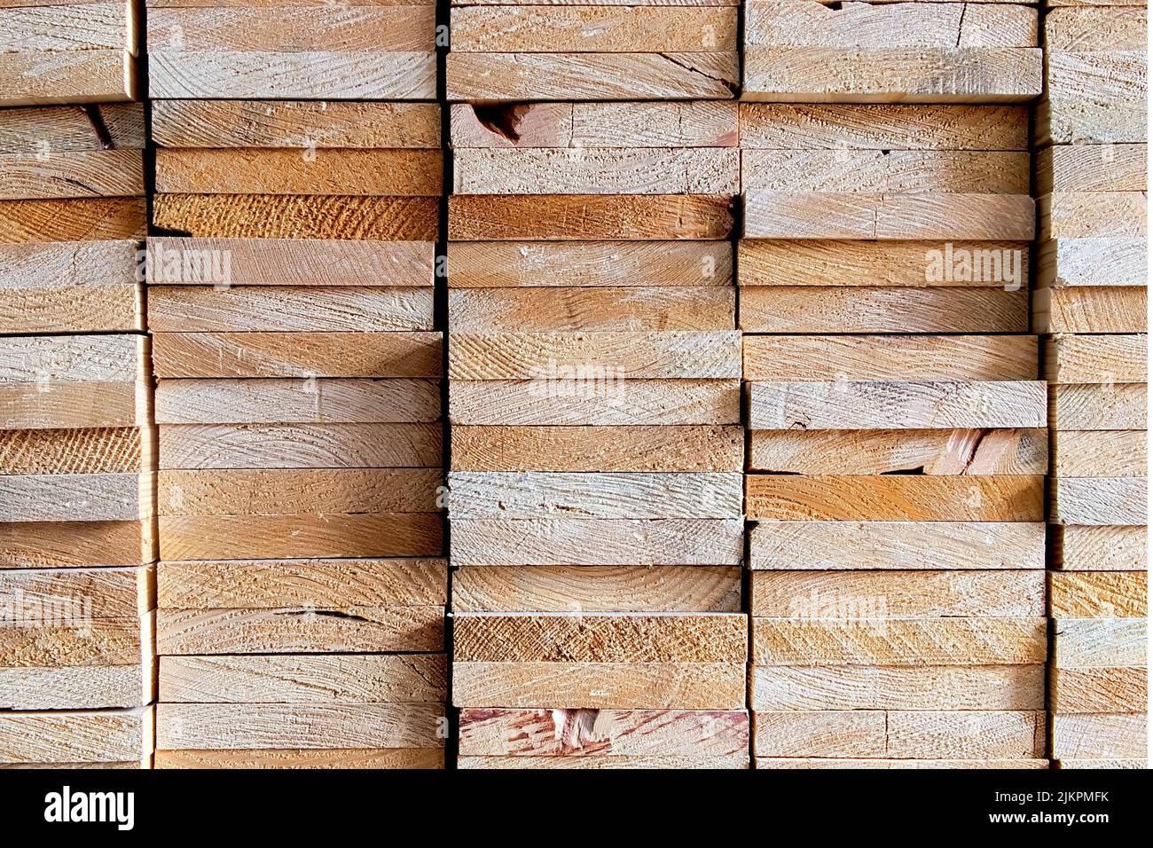 Gestapelte Köpfe Holz rechteckige Form auf Lagerhaus, Holz Textur und Hintergrund Stockfoto