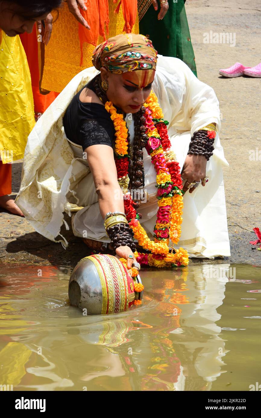 Indien Maha Mandleshwar Himangi Sakhi Heiliger Transgender Tr gt Das indien-maha-mandleshwar-himangi-sakhi-heiliger-transgender-tr-gt-das