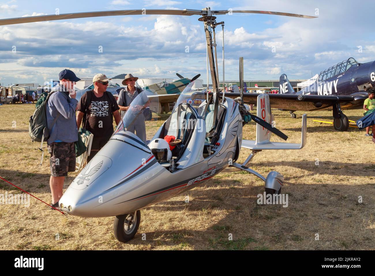 Drehflügelflugzeug -Fotos und -Bildmaterial in hoher Auflösung – Alamy