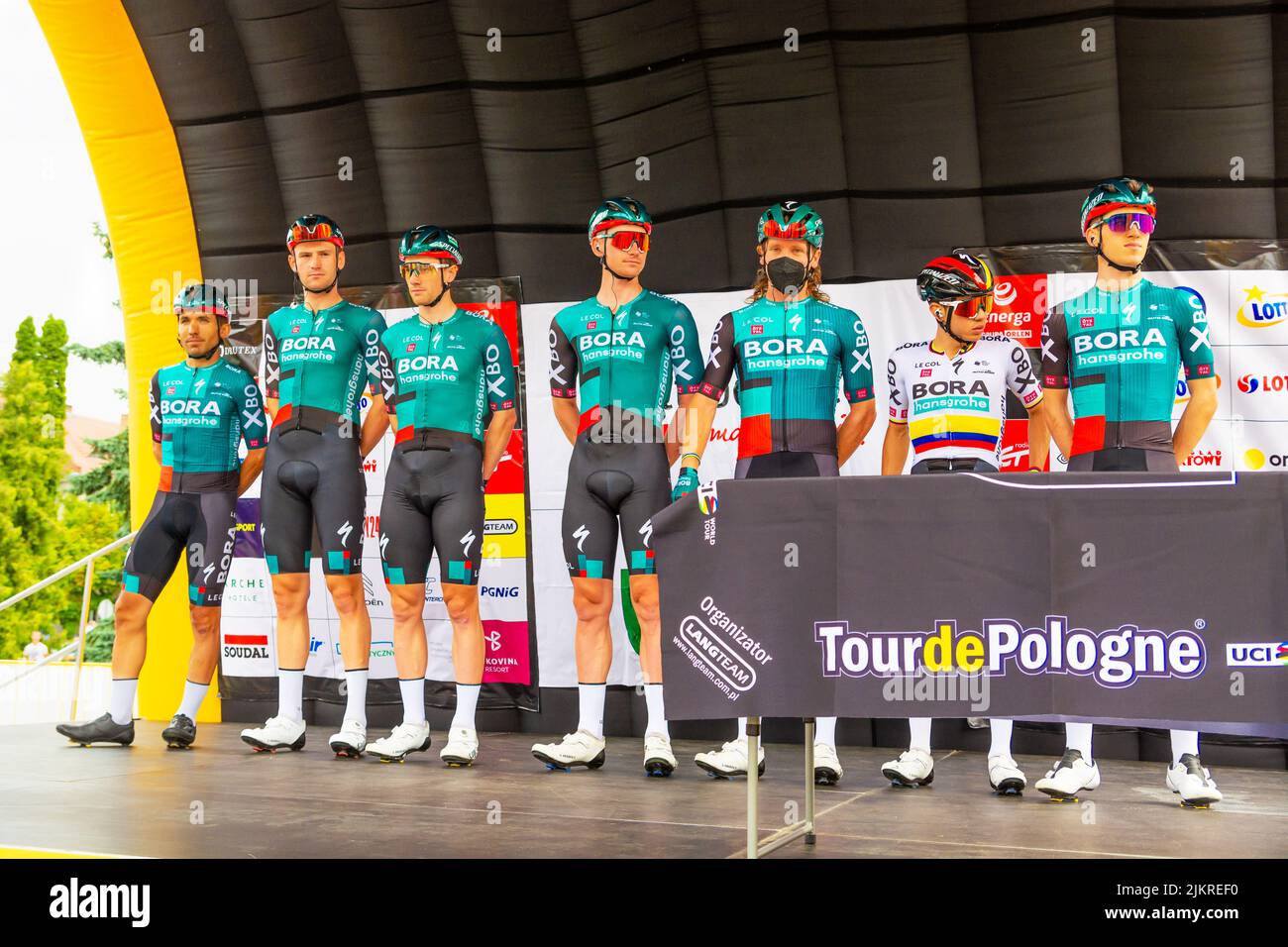 Chelm, Lubelskie, Polen - 31. Juli 2022: 79 Tour de Pologne, Präsentation des Bora-Hansgrohe-Teams Stockfoto