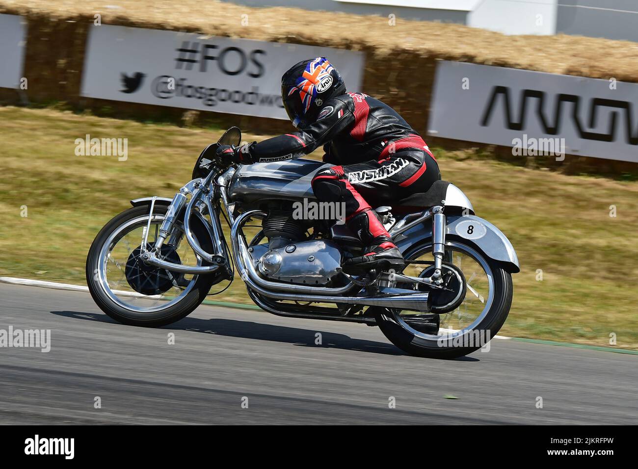 Alan Cathcart, BSA Alloy Earles, 100 Jahre Ulster Grand Prix, Fahrräder und Fahrer, die in diesem jahrhundertealten Event, dem Goodwood Festival, zu sehen waren Stockfoto