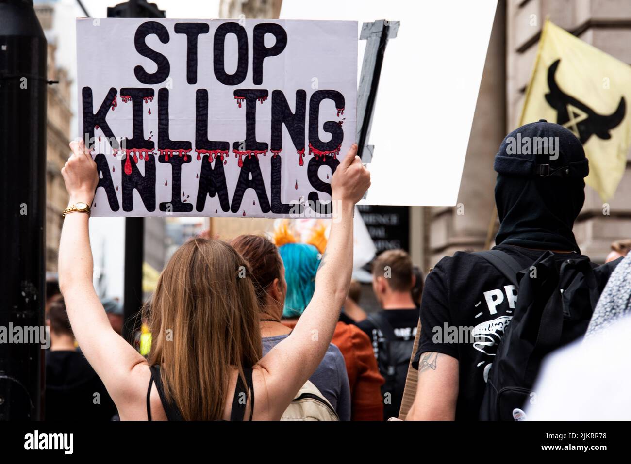 Plakat und Protestierende, Tierrechte März London 2021 Stockfoto