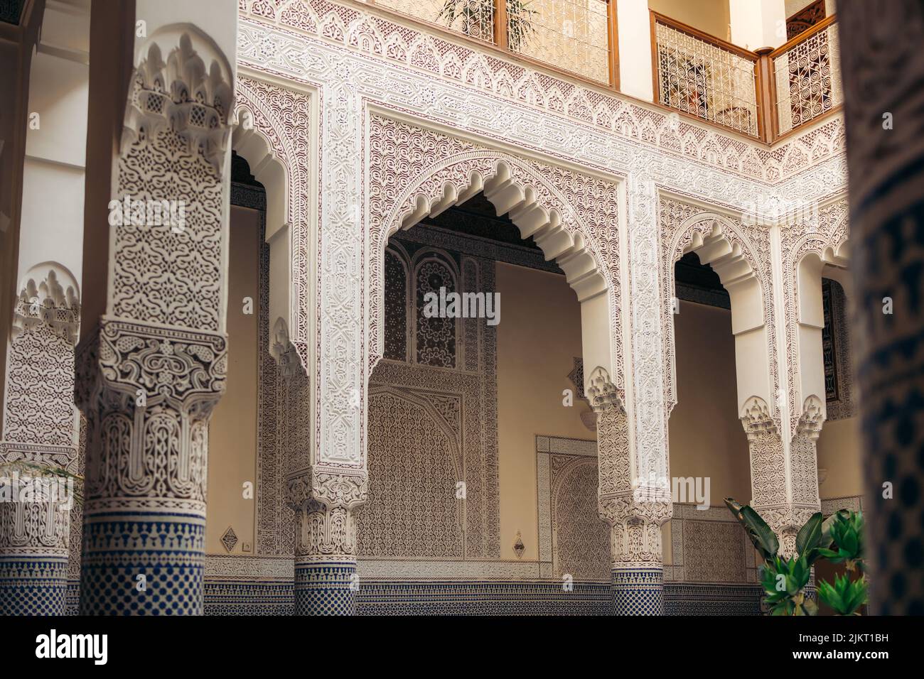 Der Innenraum eines Riad in Fes, Marokko Stockfoto