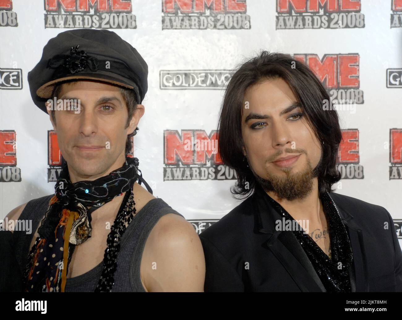 Der Sänger Perry Farrell und Gitarrist Dave Navarro von Jane's Addiction bei den US NME Music Awards im El Rey Theater in Los Angeles, Kalifornien Stockfoto