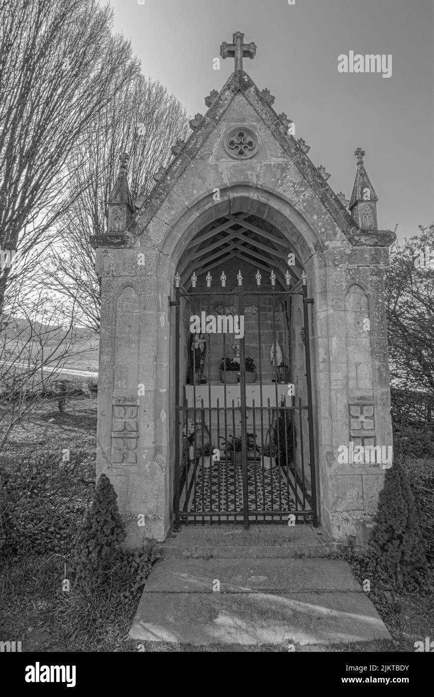 Die St. John's Forest Chapel in schwarz-weiß Stockfoto