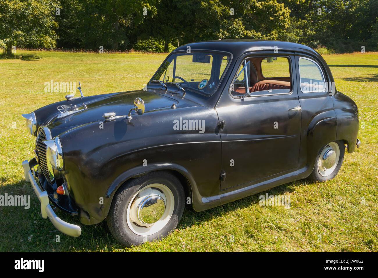 Classic vintage black Austin A35 auf der Oldtimer-Show Stockfoto