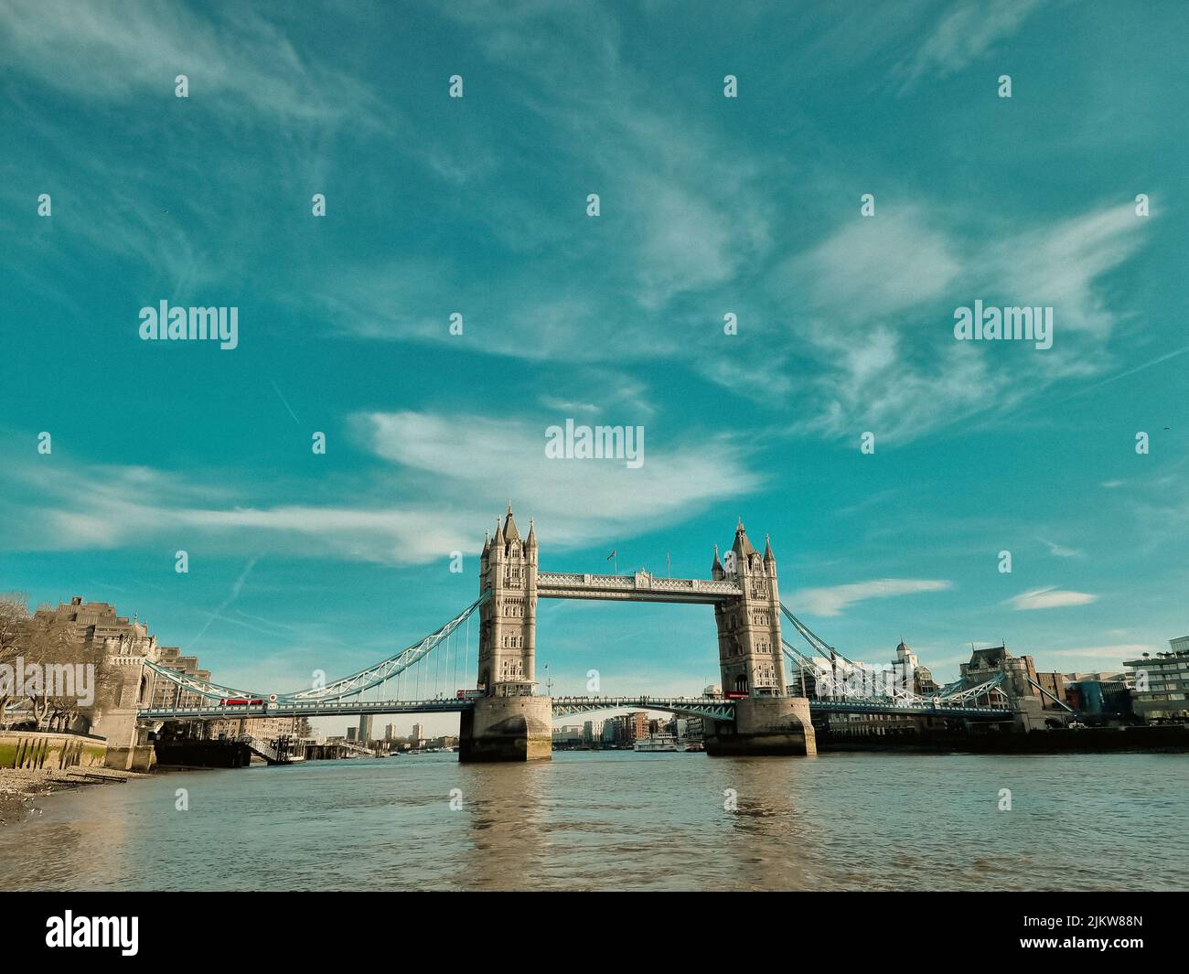 Eine malerische Aussicht auf die Tower Bridge, London, England, Großbritannien Stockfoto