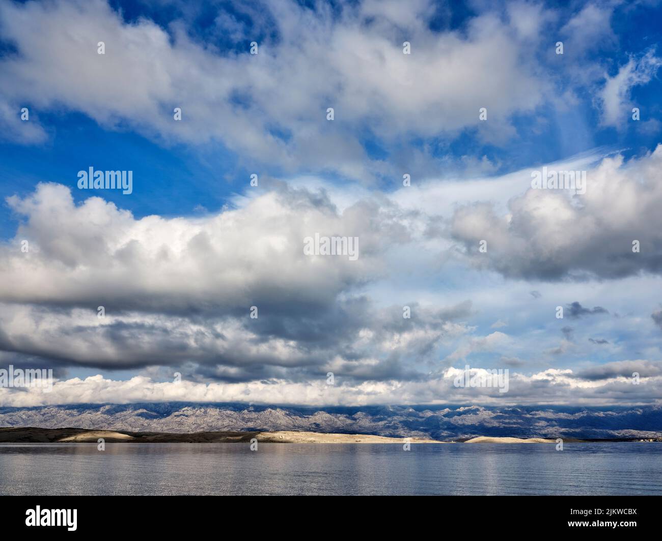Eine schöne Aussicht auf die Insel Pag in Kroatien Stockfoto