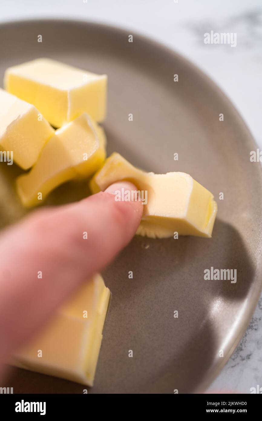 Ungesalzene Butter aufweichen Stockfoto