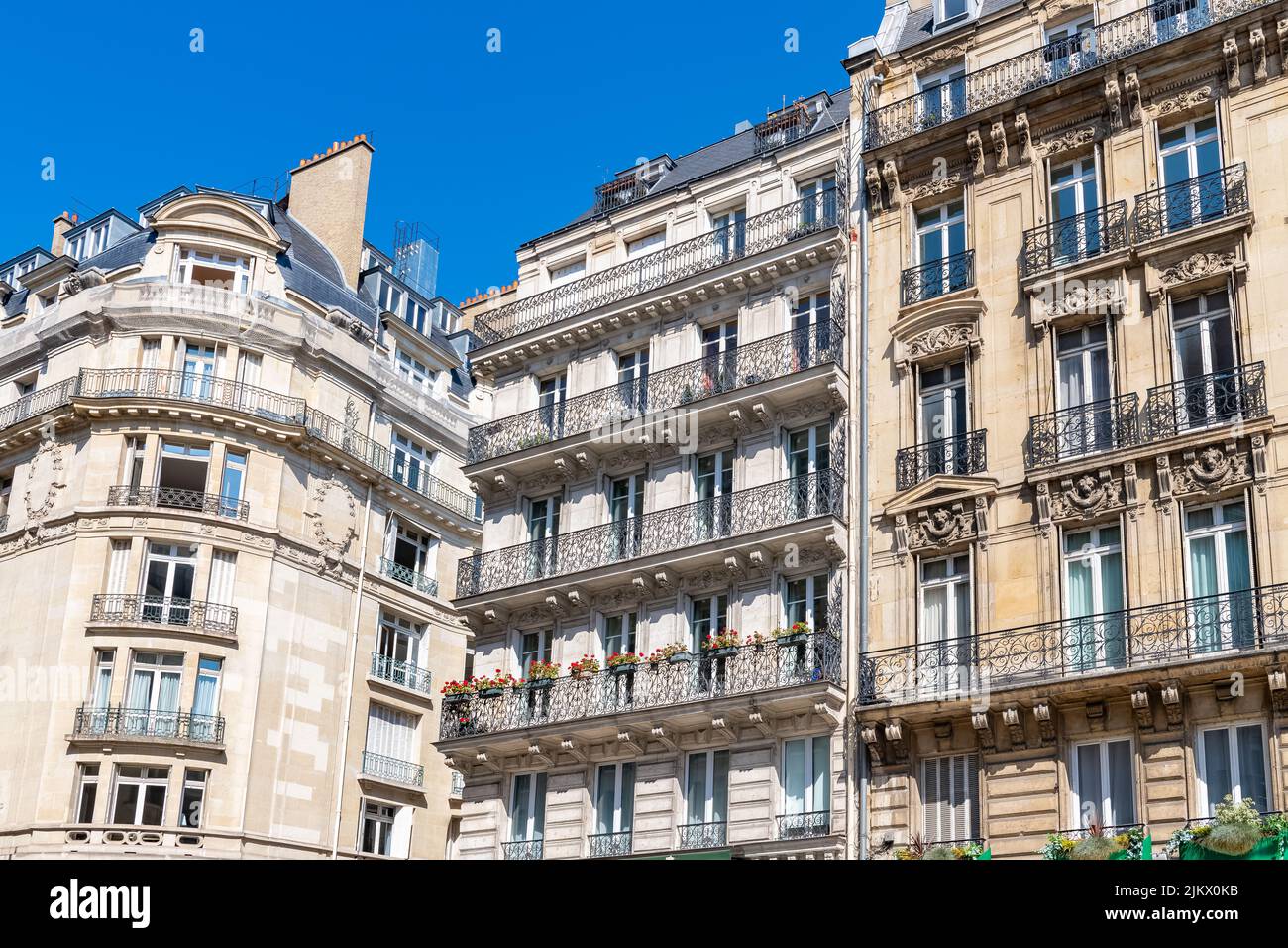 Paris, typisches Gebäude Boulevard Haussmann, in einem Luxusviertel Stockfoto