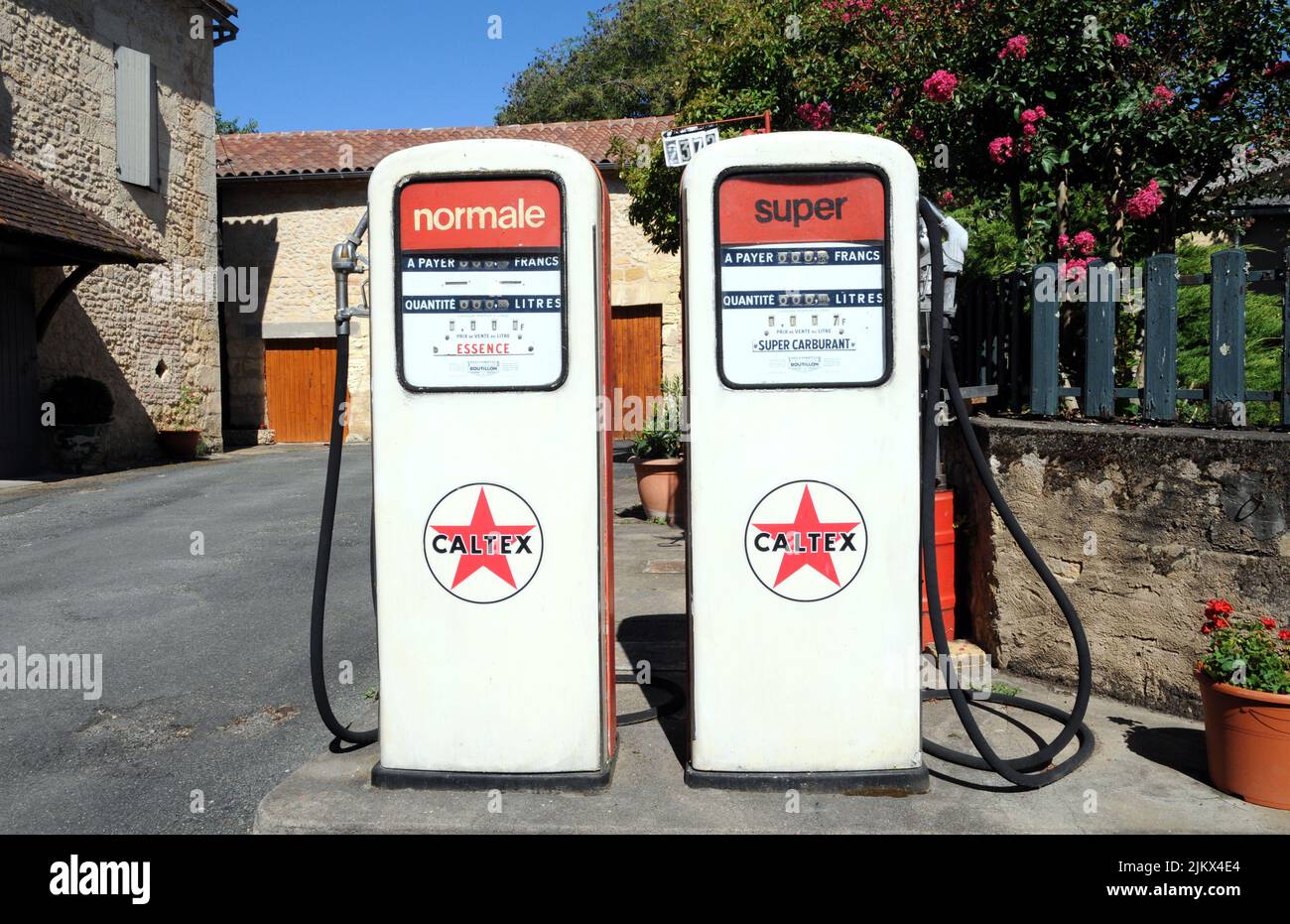 Essenz normal Fotos und Bildmaterial in hoher Auflösung Alamy