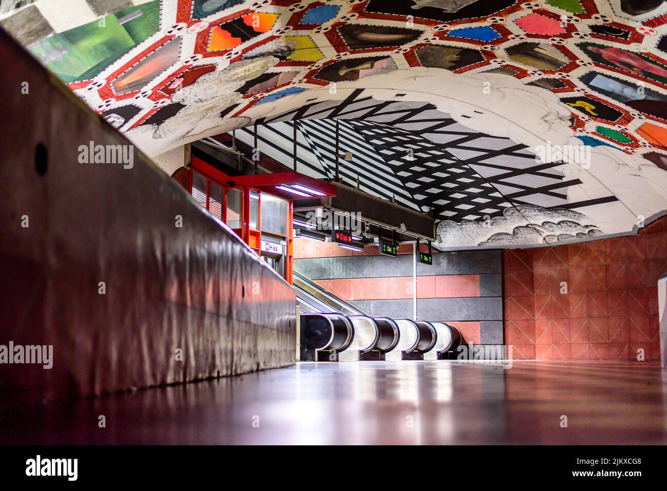 Die Stockholm Metro (schwedisch Stockholms tunnelbana, lit