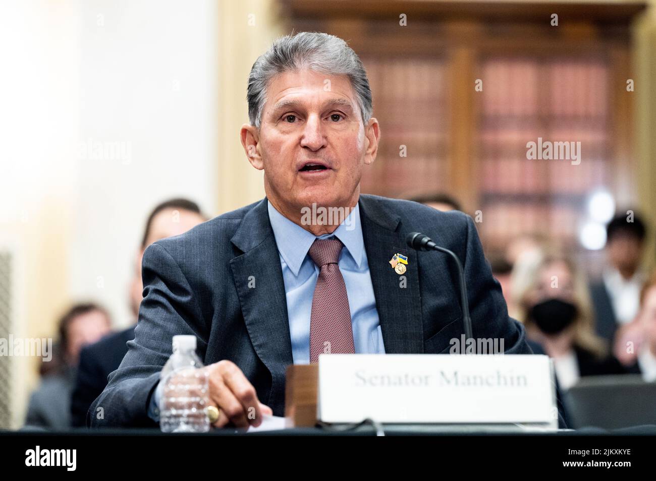 Washington, Usa. 03. August 2022. US-Senator Joe Manchin (D-WV) spricht bei einer Anhörung des Senats- und Verwaltungsausschusses. Kredit: SOPA Images Limited/Alamy Live Nachrichten Stockfoto