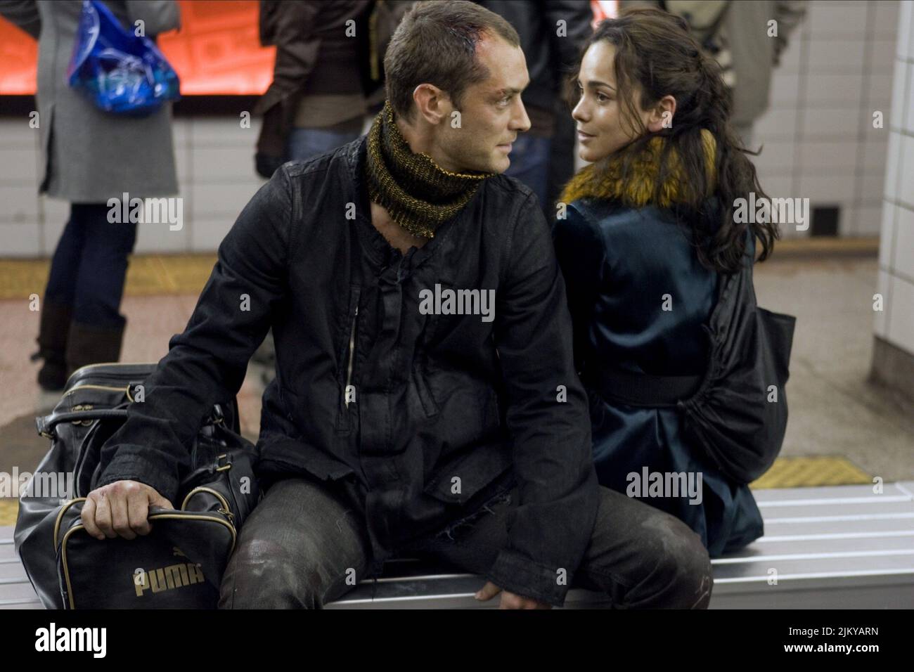 JUDE LAW, Alice Braga, REPO Männer, 2010 Stockfoto