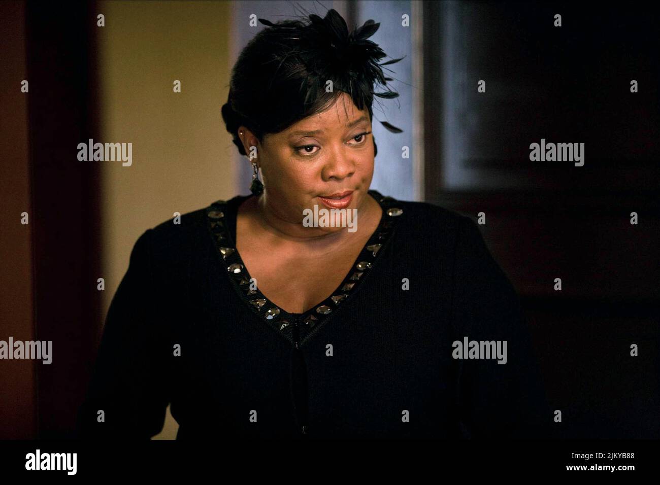 LORETTA DEVINE, TOD BEI EINER BEERDIGUNG, 2010 Stockfoto