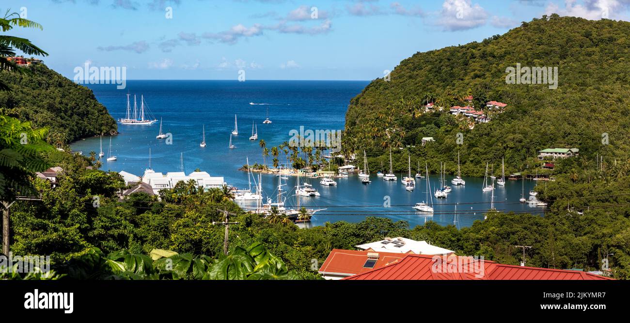 Ein schöner Blick auf die Bucht von St. Lucia in der Karibik Stockfoto