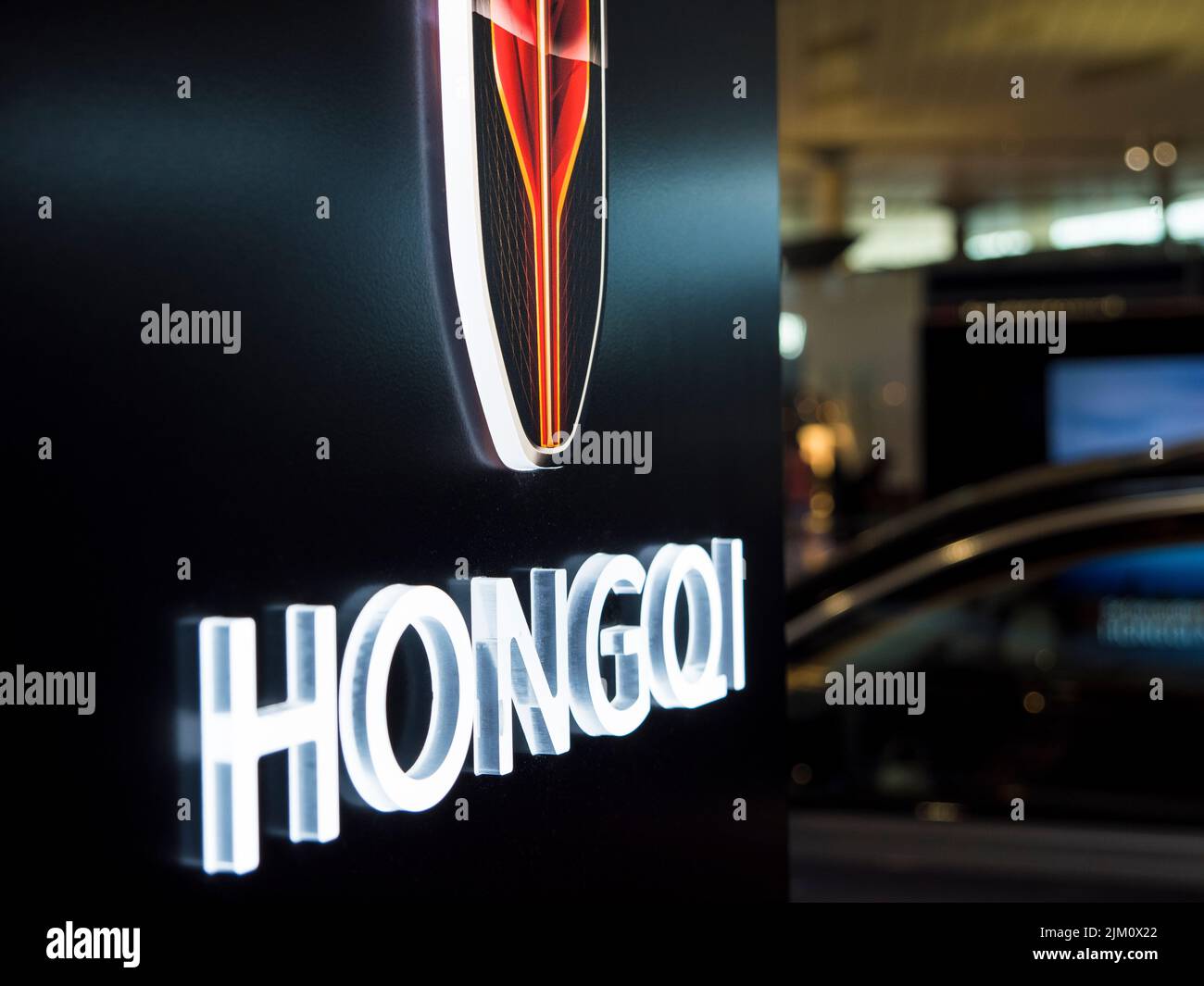 Rise of China, Hongqi Luxury Car, auf der Ausstellung, Flughafen Oslo, Oslo, Norwegen, Europa. Stockfoto