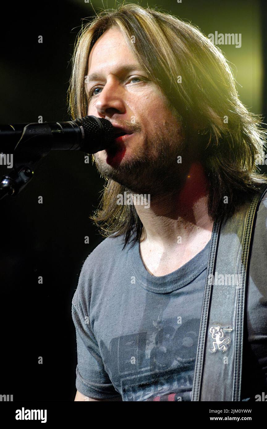 Der australische Pop-Country-Sänger Keith Urban tritt live im ehemaligen Gibson Amphitheatre in Universal City, Los Angeles, Kalifornien, auf Stockfoto