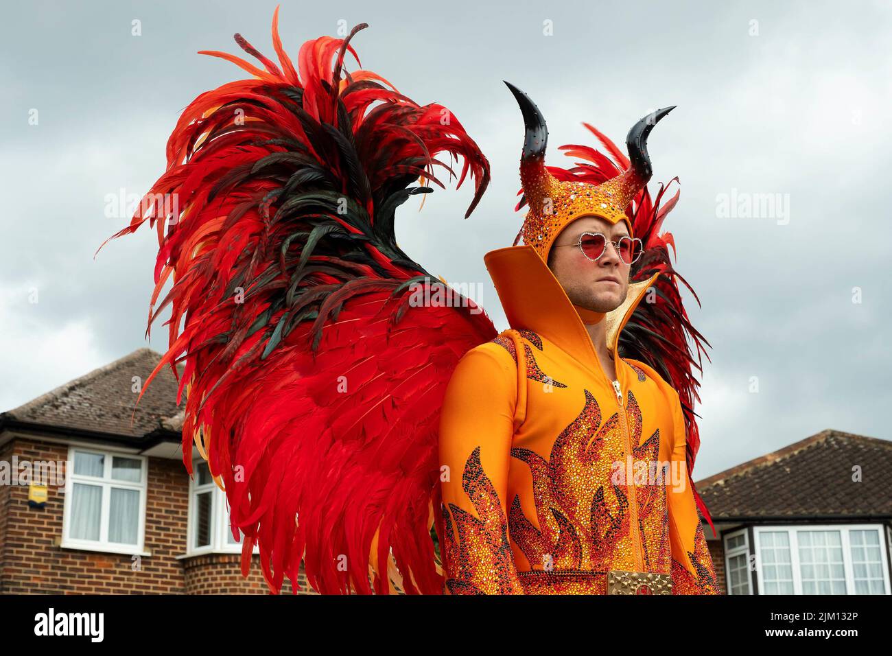 TARON EGERTON in ROCKETMAN (2019), Regie: DEXTER FLETCHER. Kredit: PARAMOUNT BILDER / Album Stockfoto