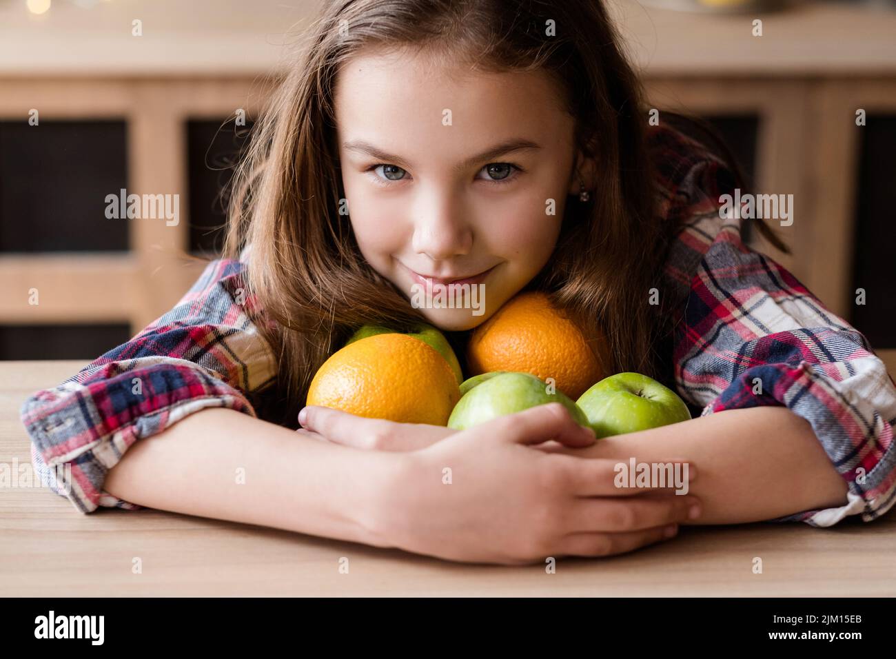 Gesunde Frucht Snack Kid Diät Bio-Orangenapfel Stockfoto