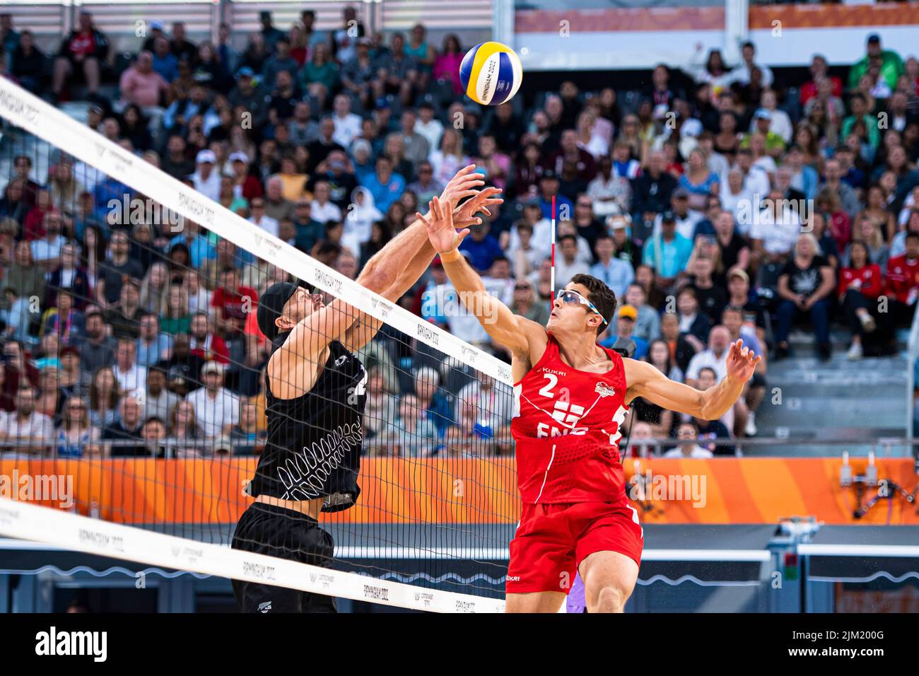 BIRMINGHAM, GROSSBRITANNIEN. 03. August 2022. Joaquin Bello (rechts) tritt am Mittwoch, den 03. August 2022 in BIRMINGHAM, GROSSBRITANNIEN, bei den Commonwealth Games 2022 in der Birmingham Arena im Beach Volleyball an. Kredit: Taka Wu/Alamy Live Nachrichten Stockfoto