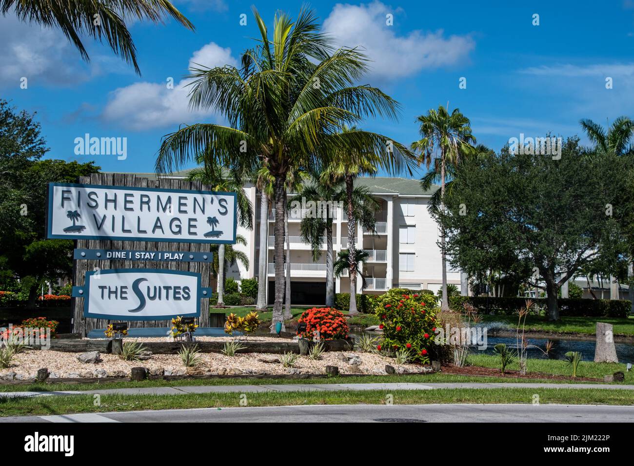 Fisherman's Wharf-Punta Gorda Florida-Charlotte County. Am Peace River, Teil des harbourwalk Trail, verbindet fünf Parks. Wharf hat Restaurants am Wasser Stockfoto