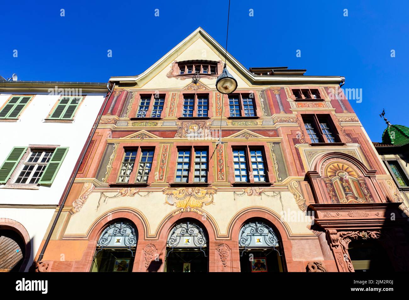 Vorderansicht des Roelly Schmuckstücks in Sélestat. Elsass Dorf Sélestat. Bas-Rhin, Frankreich. Stockfoto