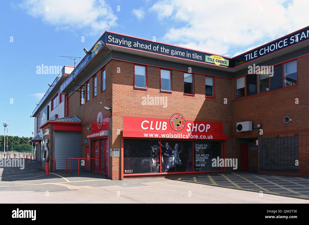 Der FC Walsall Speichern. Bescot Poundland Stadium. Walsall Football Club Ground. Walsall, West Midlands, England, Vereinigtes Königreich, Europa. Stockfoto
