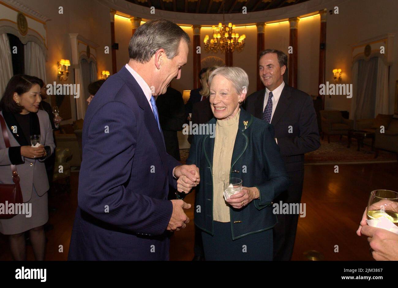 Büro des Sekretärs - FOTOS MIT SEKRETÄR DONALD EVANS AUS JAPAN Stockfoto