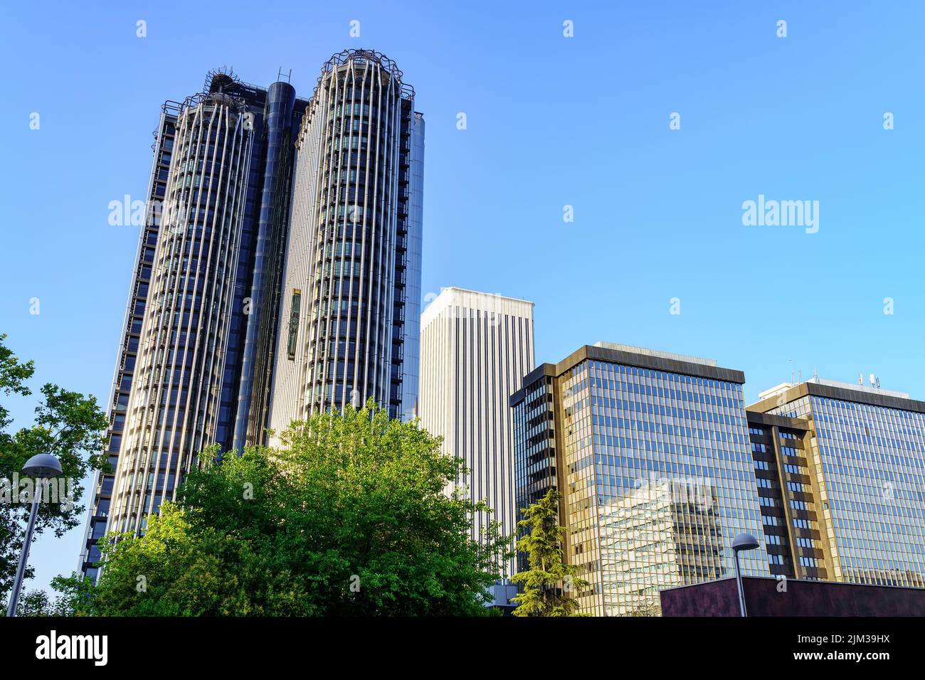 Moderne Bürogebäude im Finanzviertel von Madrid, Spanien. Stockfoto