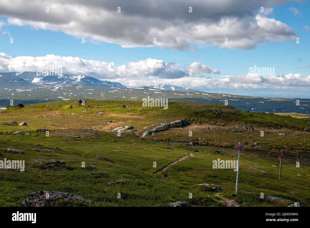 Der Wanderweg zwischen schwedischen Blahammarens und norwegischen Bergstationen Storerikvollen, Jamtland, Schweden Stockfoto