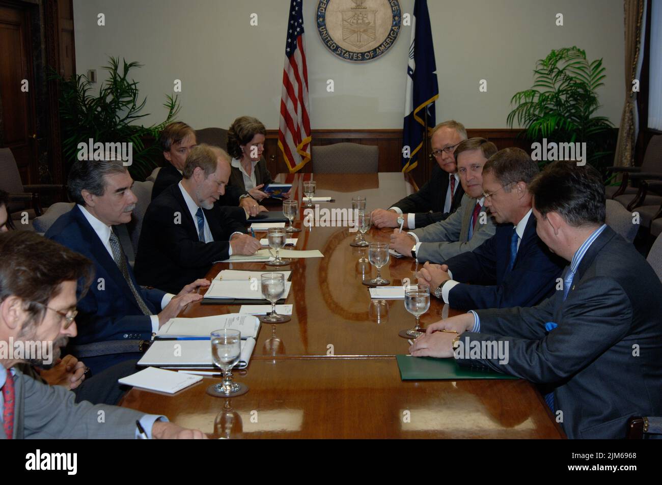 Büro des Sekretärs - Treffen mit dem stellvertretenden Vorsitzenden von Gazprom Stockfoto