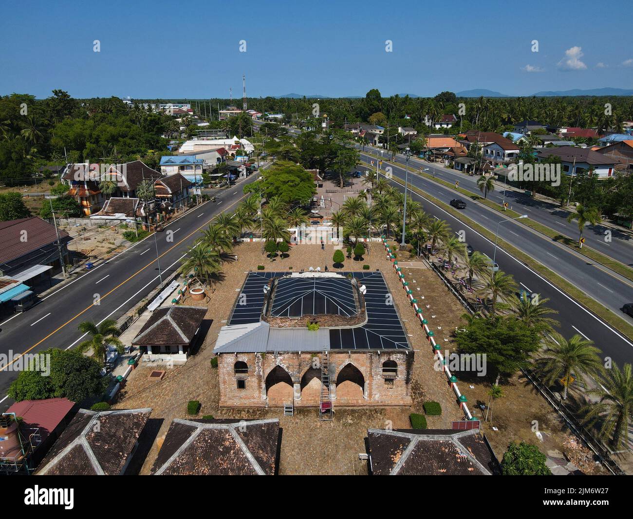 Eine Luftaufnahme der Masjid Kerisik in Pattani, Thailand Stockfoto