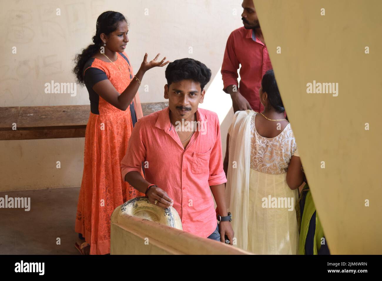 Indian College Studenten während eines Festivals Zeit in der Hochschule Stockfoto
