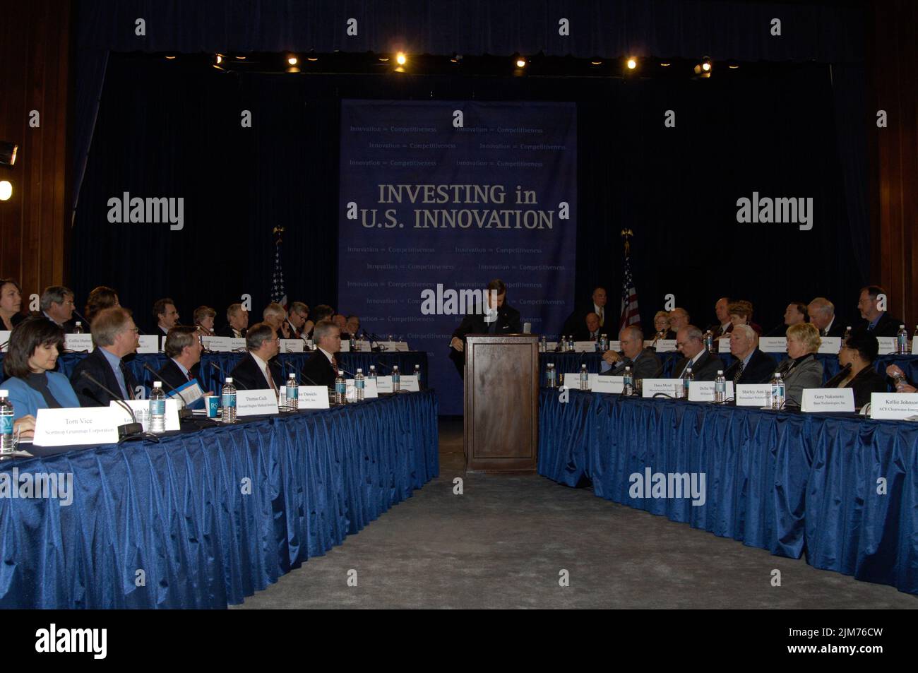 Büro des Sekretärs (Carlos Gutierrez) - nationaler Gipfel über Wettbewerbsfähigkeit Stockfoto
