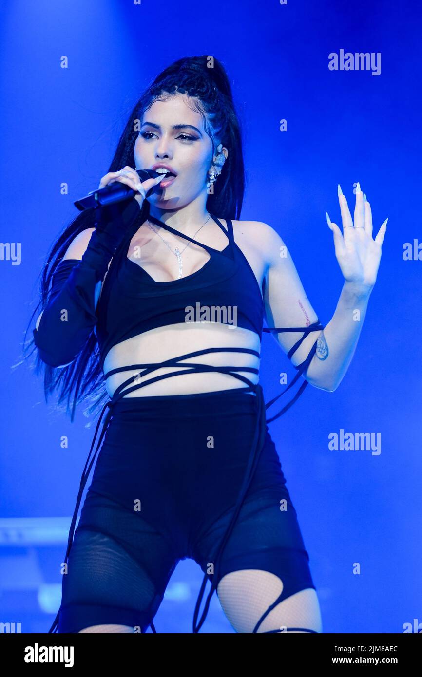 Mabel (Mabel AlabamaPearl McVey) tritt während der Somerset House