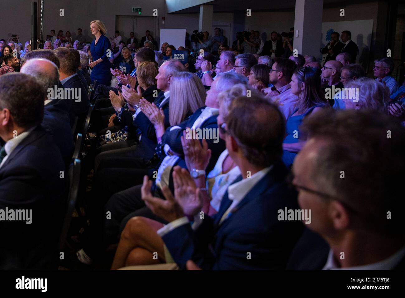 Liz Truss während der Veranstaltung des konservativen Parteiführungs-Wettbewerbs in Cardiff, August 2022. Stockfoto
