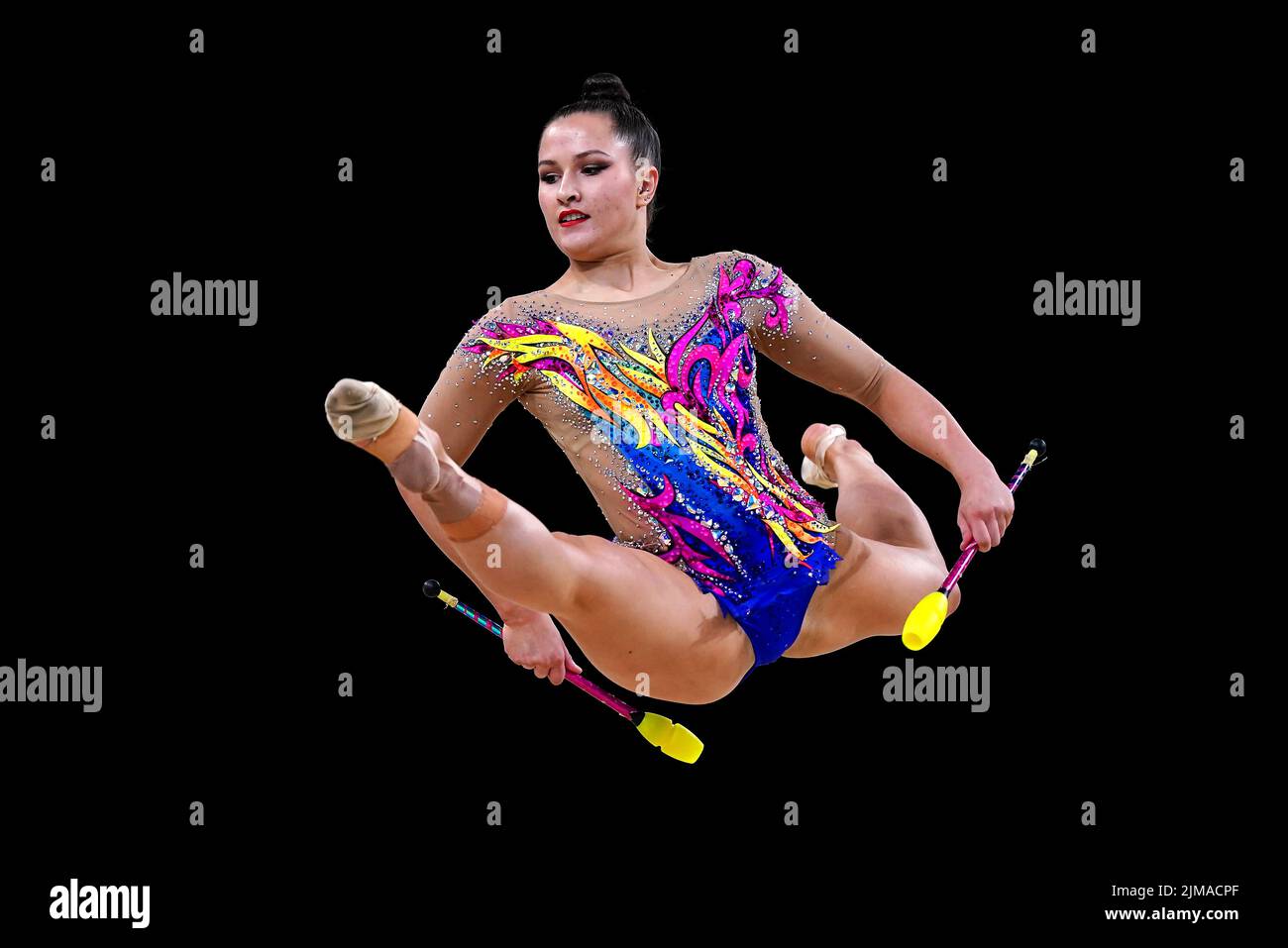 Die Engländerin Alice Leaper beim rhythmischen Gymnastik-Einzel-Allaround-Finale in der Arena Birmingham am achten Tag der Commonwealth Games 2022 in Birmingham. Bilddatum: Freitag, 5. August 2022. Stockfoto