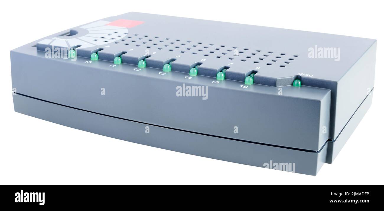 Isometrische Ansicht des Netzwerk-Switches auf weißem Hintergrund isoliert Stockfoto