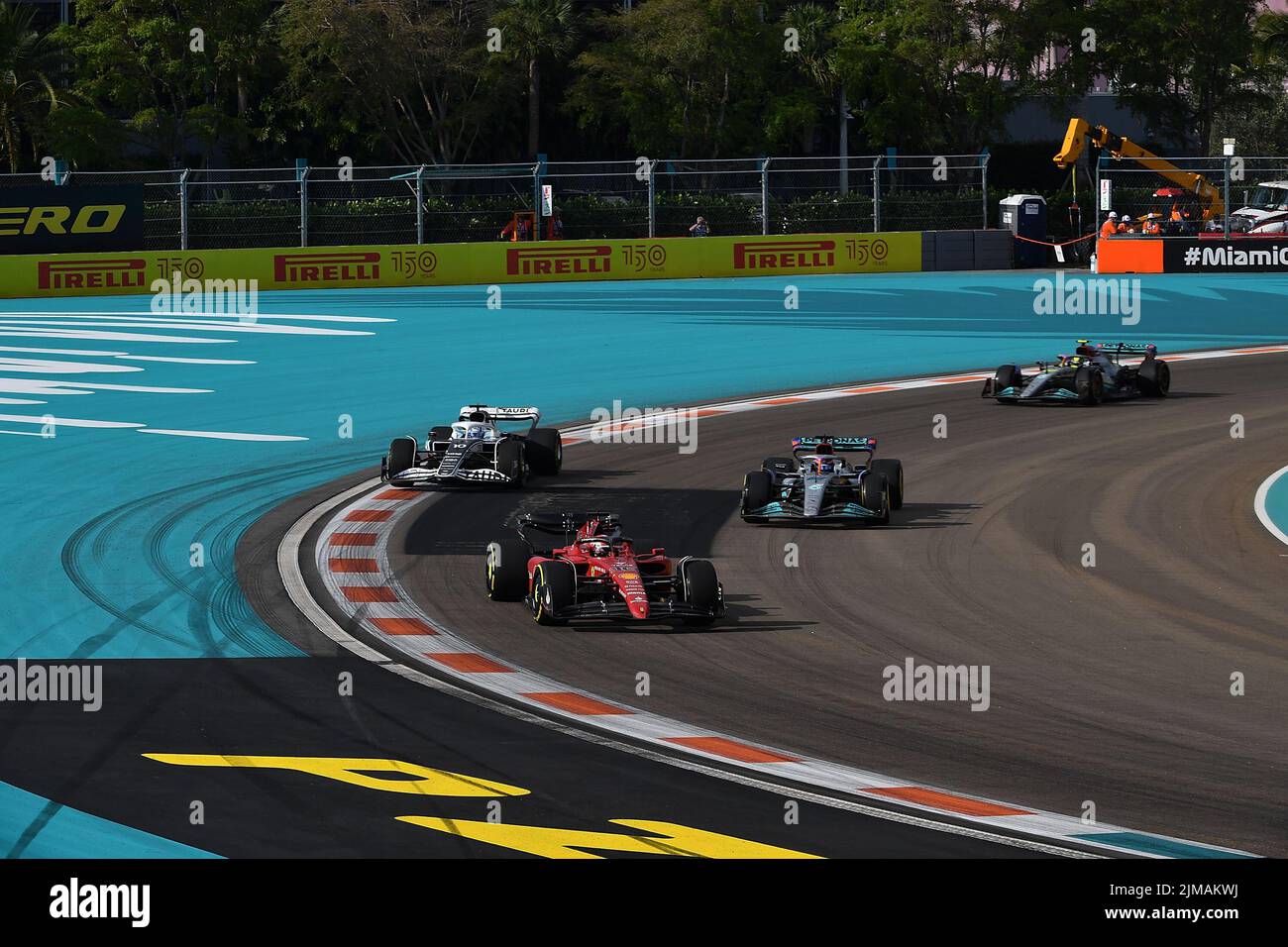06.05.2022, Miami International Autodrome, Miami, FORMEL 1 CRYPTO.COM MIAMI GRAND PRIX, im Bild Charles Leclerc (MCO), Scuderia Ferrari, Pierre Gasly Stockfoto