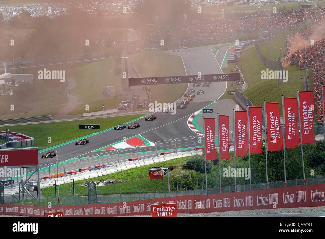 10.07.2022, Red Bull Ring , Spielberg, Formula 1 BWT Grosser Preis von Österreich 2022 , im Bild Rennstart: Max Verstappen (NEL), Oracle Red Bull RAC Stockfoto