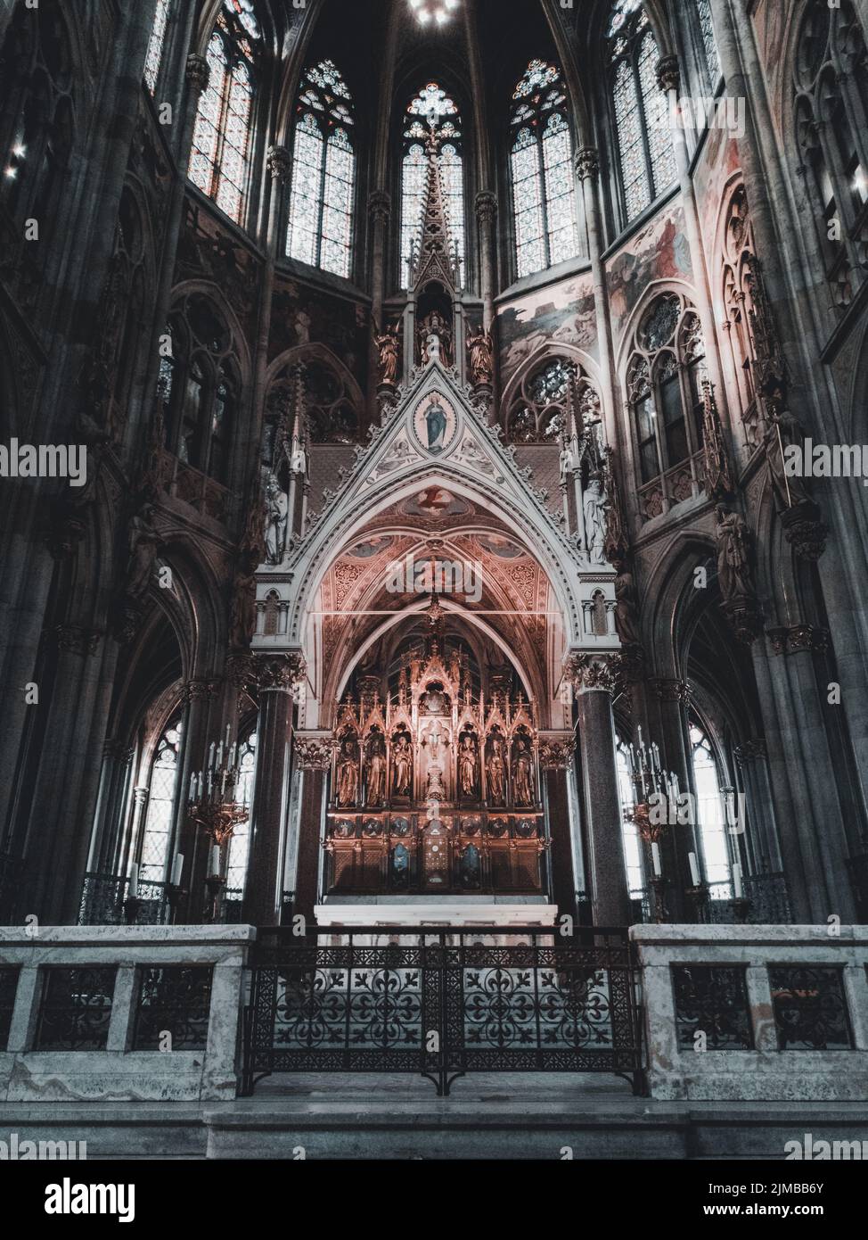 Wien, Österreich - berühmte Votivkirche Votivkirche Innenraum Stockfoto