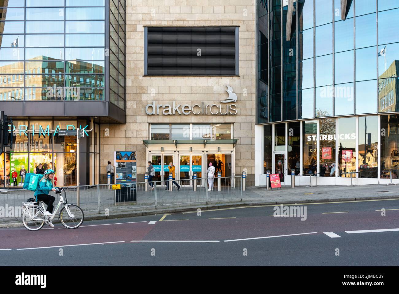 Der Eingang zum Drake Circus Shopping Centre, Plymouth, Devon, Großbritannien Stockfoto